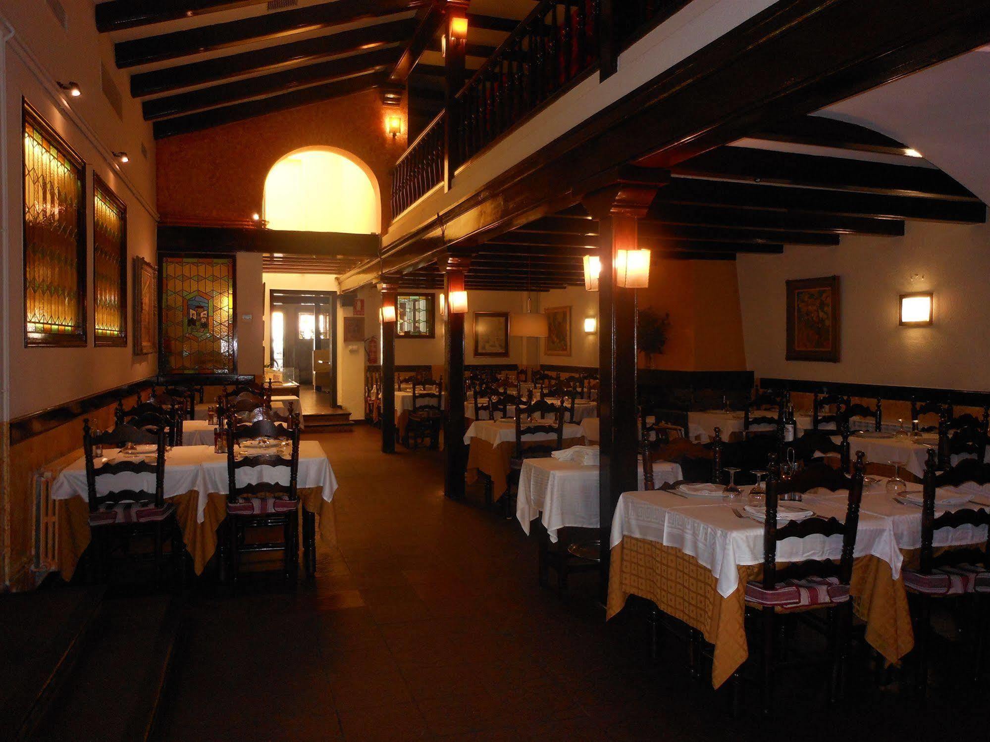 Hostal Can Pou Vidreres Zewnętrze zdjęcie