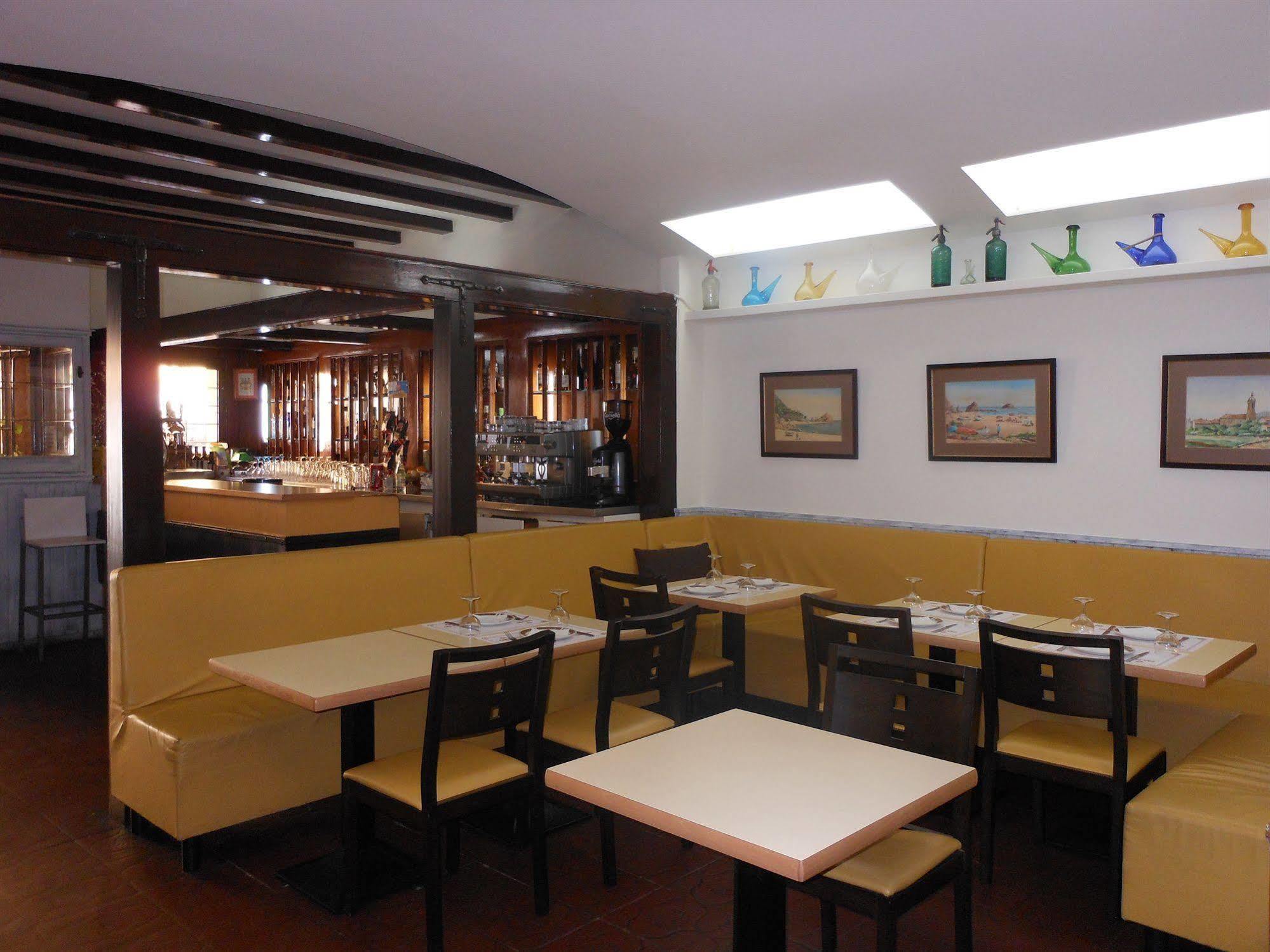 Hostal Can Pou Vidreres Zewnętrze zdjęcie